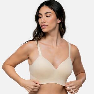 Cream Seamless Wireless Bra with Plunging Neckline